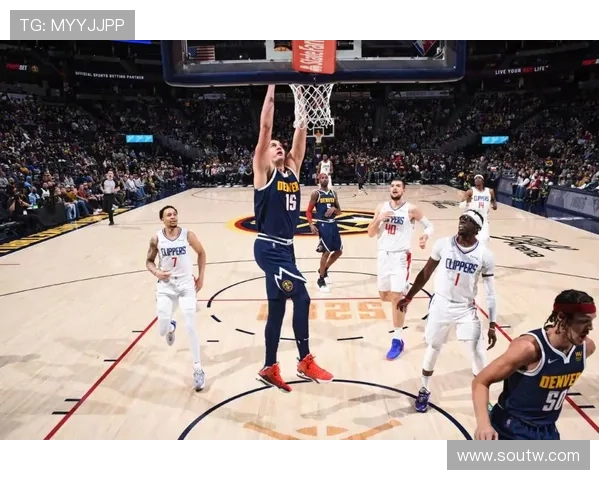 约基奇创历史成就首位砍下55分15板15助的球员震撼全场